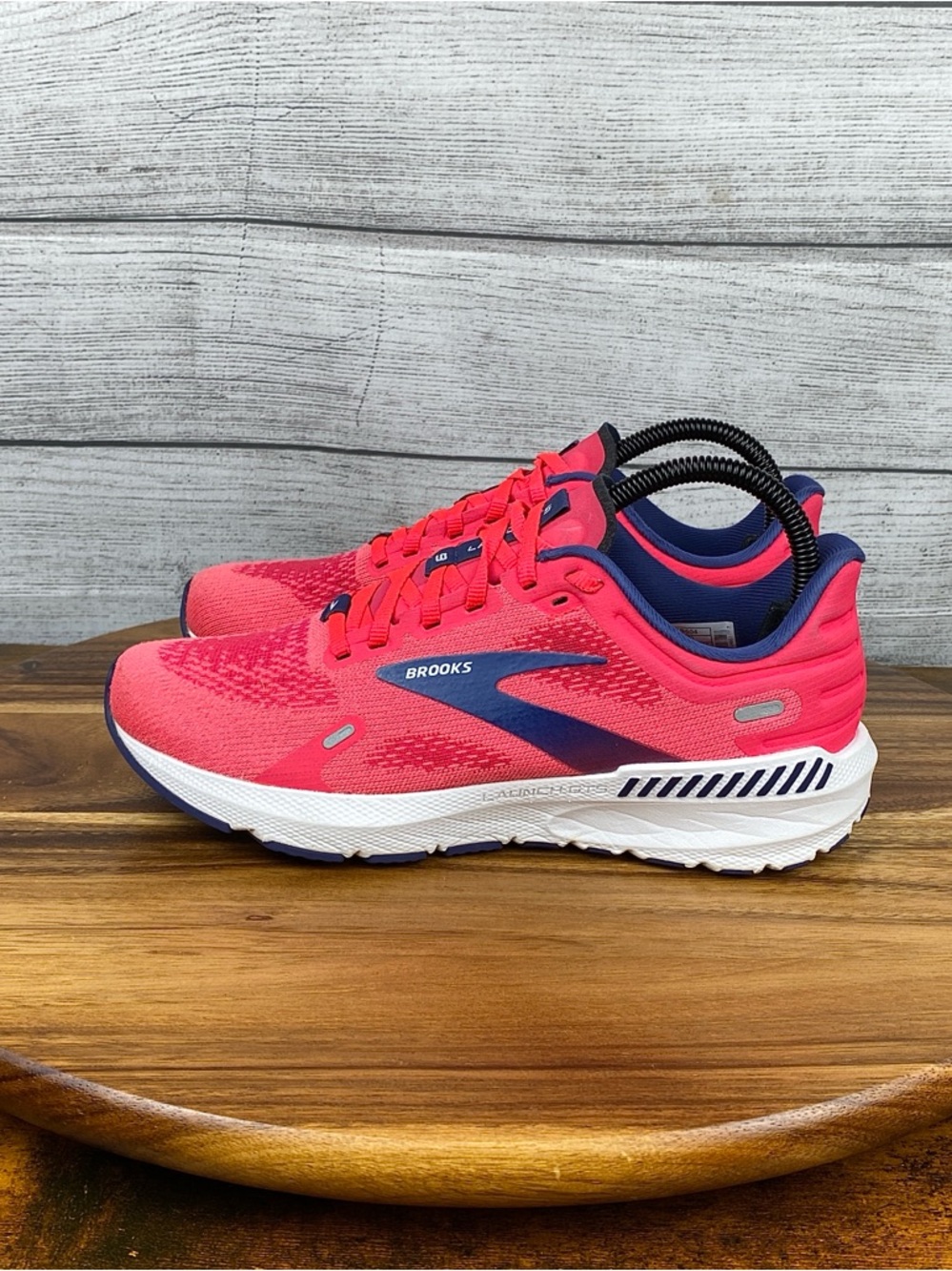 Brooks Launch GTS 9 Pink Blue Running Shoes 1203741B604 Women’s Sneaker Size 7